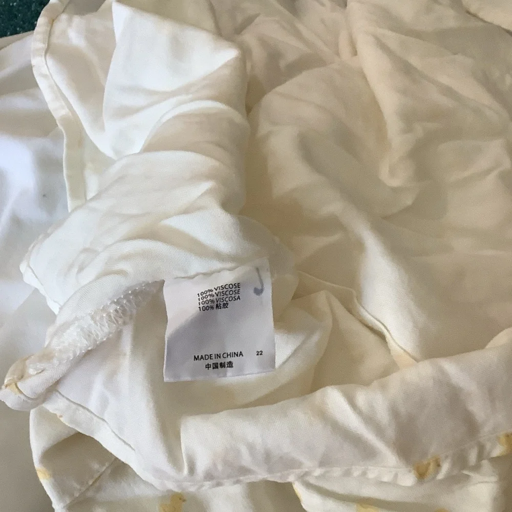 Brandy Melville blouse with ducks - Picture 10 of 10